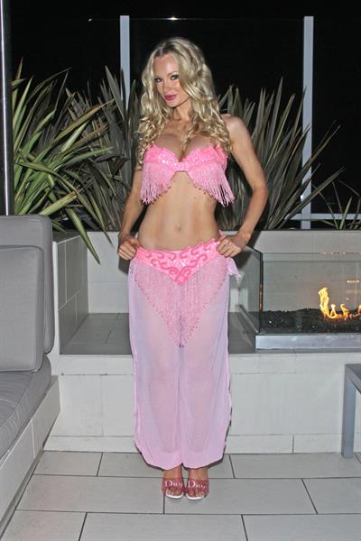 Sophie Turner - Rocks The Casbah As She Parades During Halloween October 31, 2012 