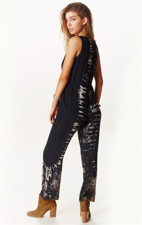 Camila Morrone - ass