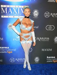 Lindsey Pelas in lingerie