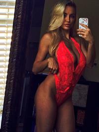 Lindsey Pelas taking a selfie
