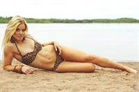 Janni Hussi in lingerie