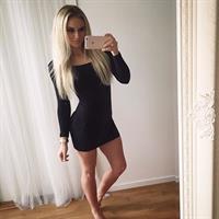 Anna Nyström taking a selfie