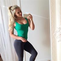 Anna Nyström taking a selfie