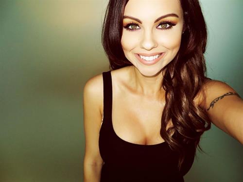 Krystle Lina taking a selfie