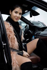 Lady Dee Brunette Cutie