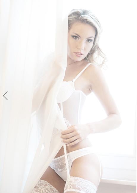 Veronika Fasterova in lingerie
