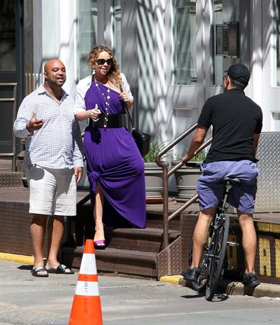 Mariah Carey strolls around New York City August 25, 2014