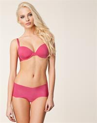 Aljona Shiskova in lingerie