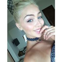 Taylor Godfrey taking a selfie