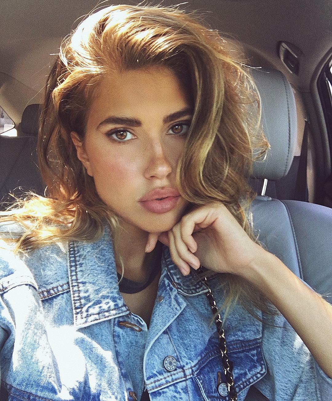 Kara del Toro