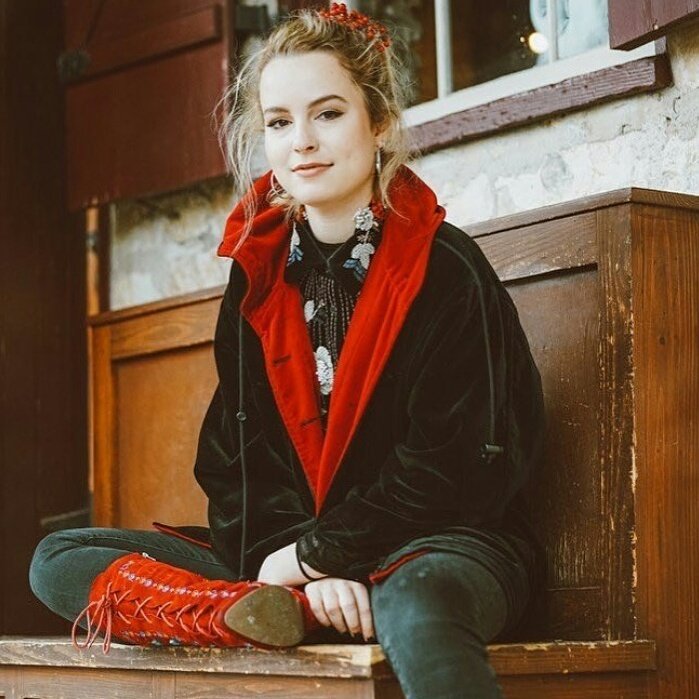 Bridgit Mendler