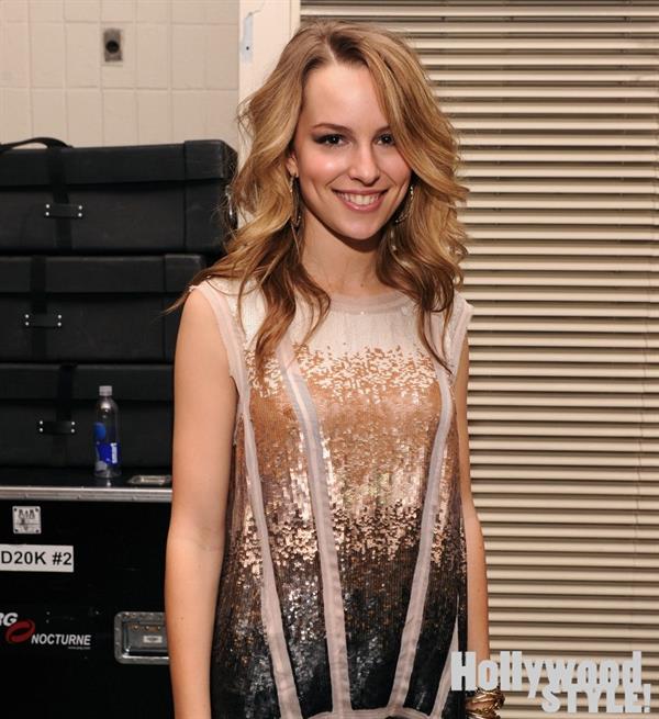 Bridgit Mendler