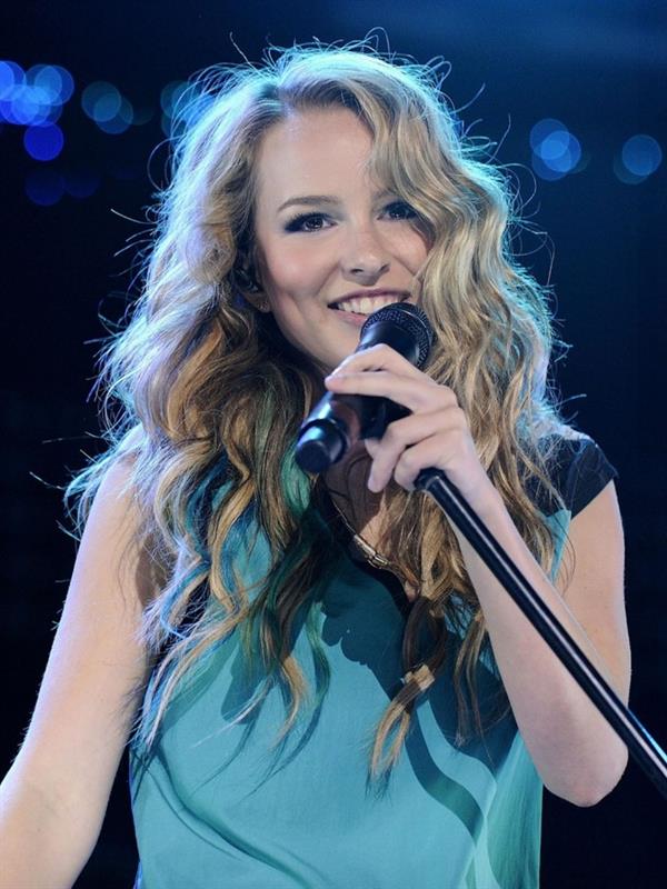 Bridgit Mendler