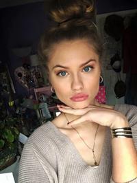 Alexandria Morgan taking a selfie