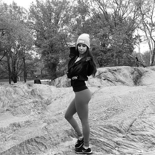 Jen Selter in Yoga Pants