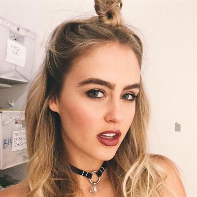 Stephanie Claire Smith