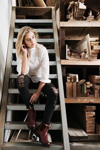 Stephanie Claire Smith