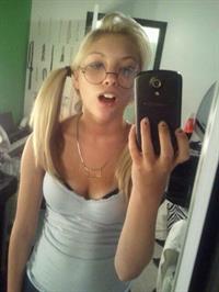 Anna Faith Carlson taking a selfie