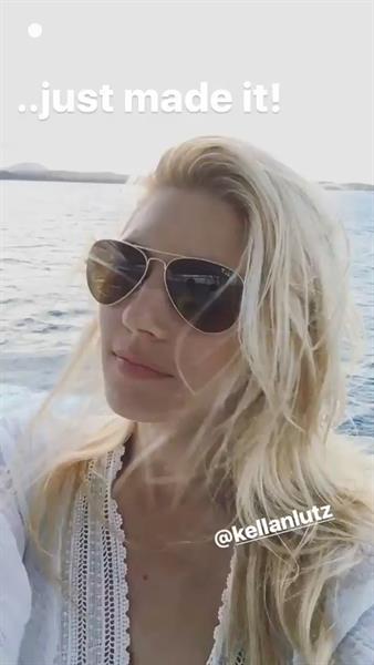 Katheryn Winnick taking a selfie