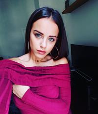 Georgia May Foote taking a selfie