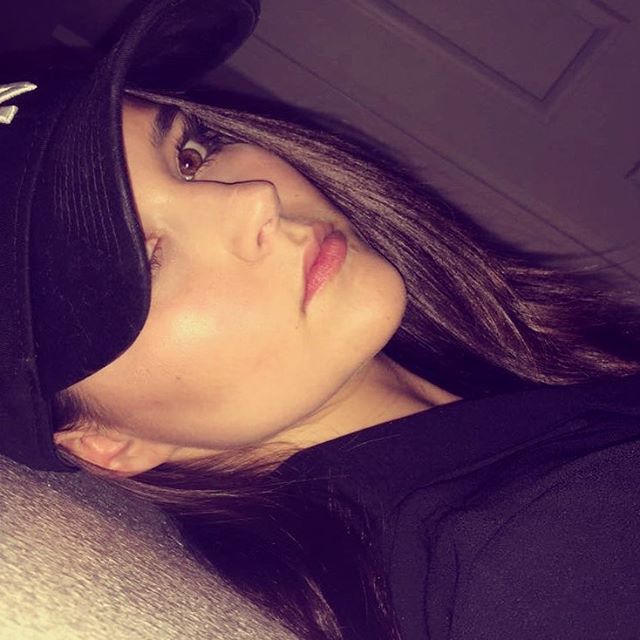 Rhiannon Fish taking a selfie