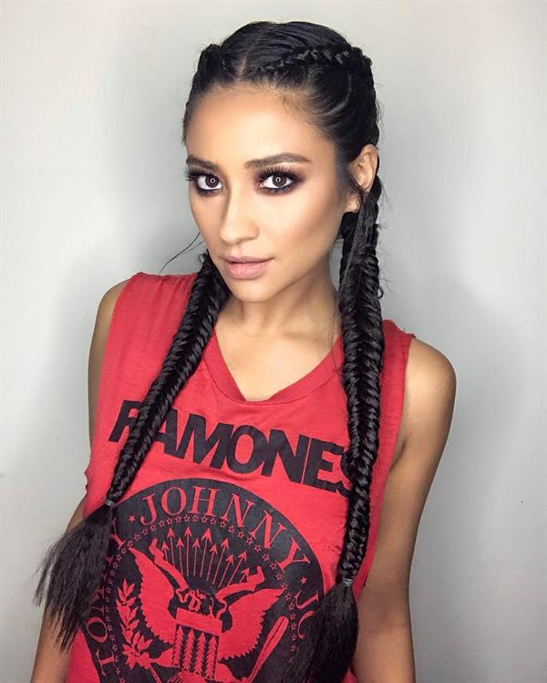 Shay Mitchell