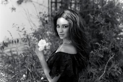 Shay Mitchell