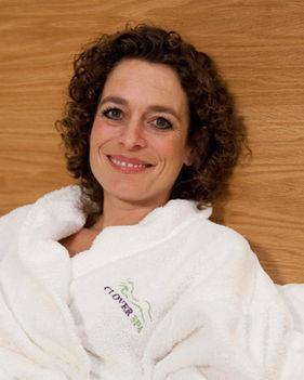 Alex Polizzi
