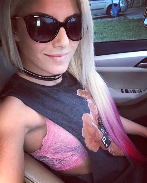 Alexa Bliss taking a selfie