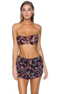 Elizabeth Turner in a bikini