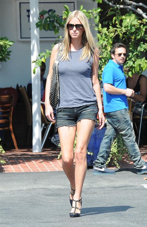 Nicky Hilton leaving Fred Segal in West Hollywood 9/27/12 