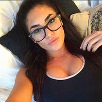 Nikki Howard taking a selfie