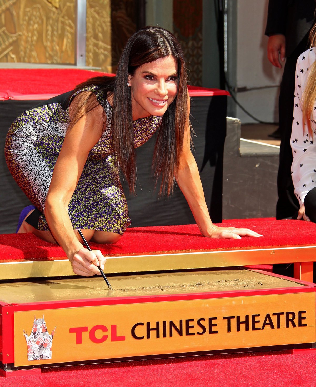 Sandra Bullock Immortalizal with hand and footprint Ceremony in Hollywood 25.09.13 