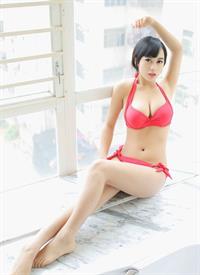 Huang Ke in a bikini