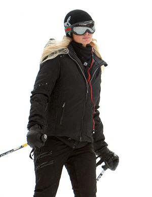 Paris Hilton enjoying a day in the mountains of Aspen December 18, 2012 