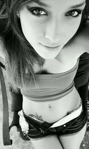 Malena Morgan taking a selfie