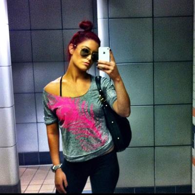 Natalie Eva Marie taking a selfie
