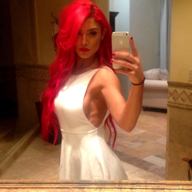 Natalie Eva Marie taking a selfie