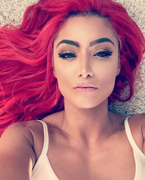 Natalie Eva Marie taking a selfie