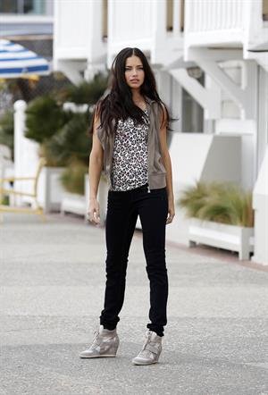 Adriana Lima and Alessandra Ambrosio Photoshoot in Venice beach March 7, 2013