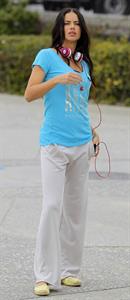 Adriana Lima and Alessandra Ambrosio Photoshoot in Venice beach March 7, 2013