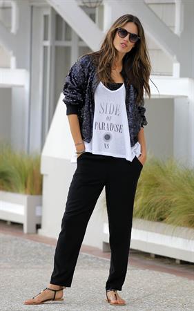 Adriana Lima and Alessandra Ambrosio Photoshoot in Venice beach March 7, 2013