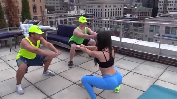 Jen Selter leads a workout