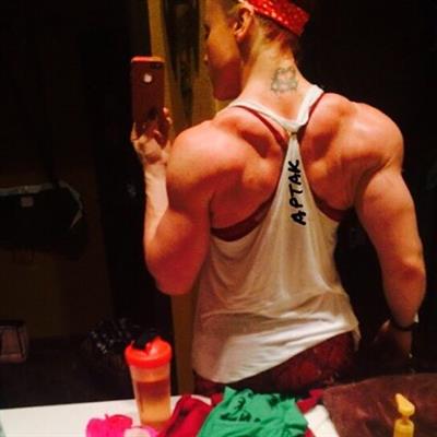 Amanda Michelle Folstad Ptak taking a selfie