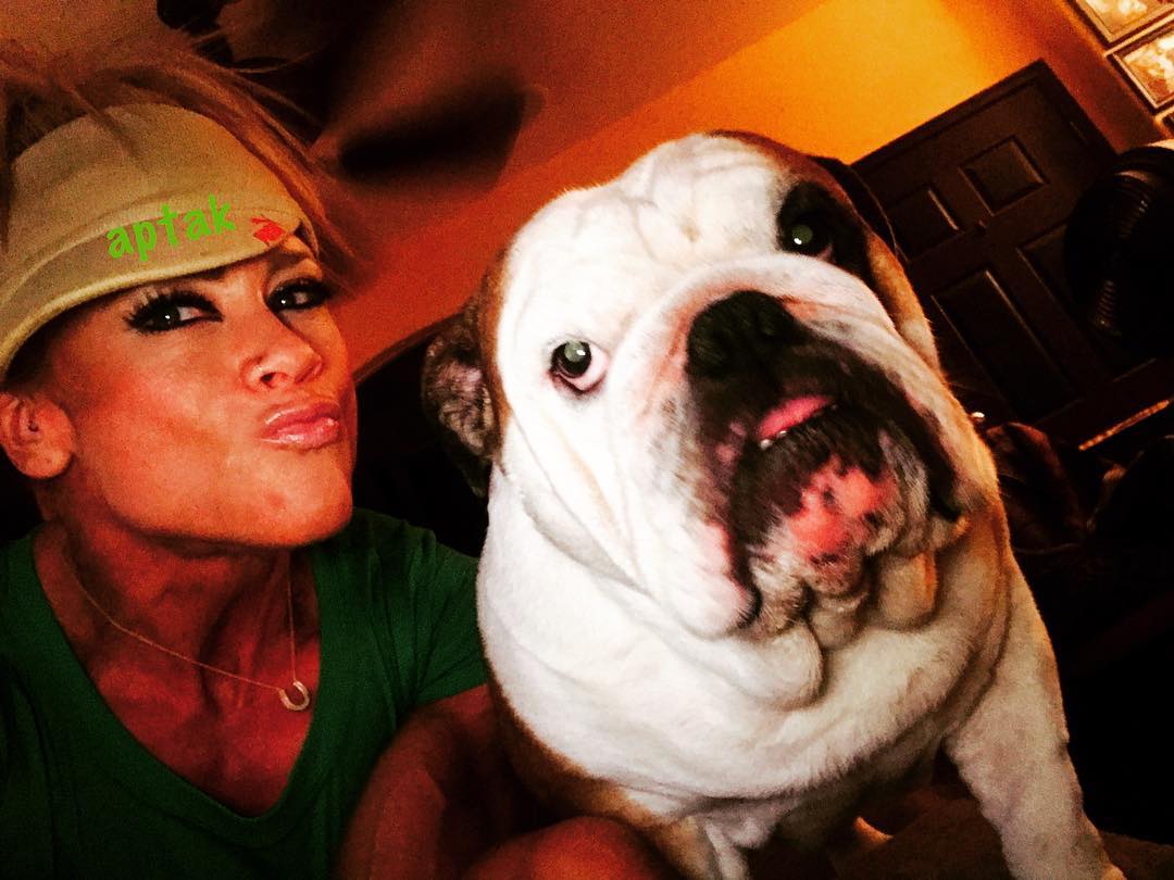 Amanda Michelle Folstad Ptak taking a selfie