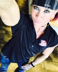 Amanda Michelle Folstad Ptak taking a selfie