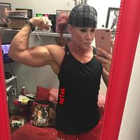 Amanda Michelle Folstad Ptak taking a selfie