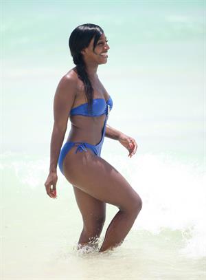 Alexandra Burke - Mexican Riviera 11/7/2012 