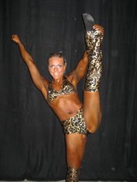 Minna Pajulahti in a bikini