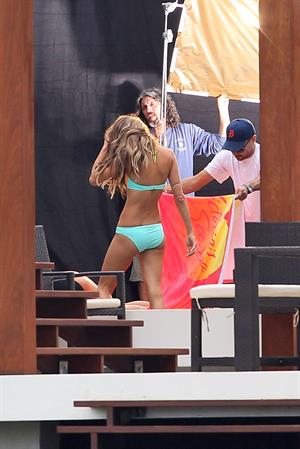 Alessandra Ambrosio Victoria's Secret bikini photoshoot candids, Miami, Jan 30, 2014 